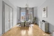 Birou ultracentral în clădire istorică (Palatul Nádasdy) 