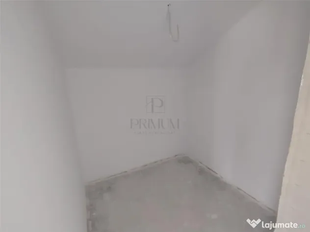 Duplex spatios - dormitor la parter - bucatarie mare