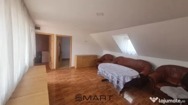 Apartament 3 camere la casă zona Trei Stejari