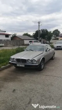 Daimler 4.2 benzina 