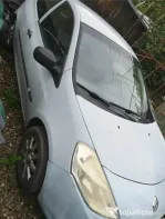 Vând Renault Clio III