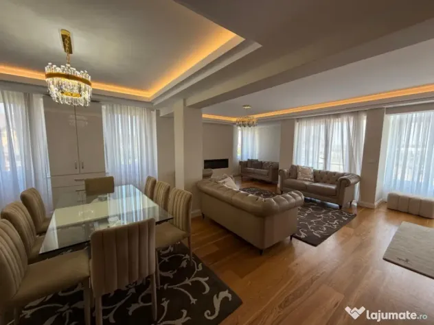 Apartament de lux, 200 mp, etaj intermediar, Radauti