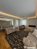 Apartament de lux, 200 mp, etaj intermediar, Radauti