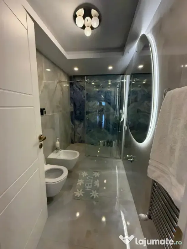 Apartament de lux, 200 mp, etaj intermediar, Radauti