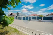 Casă cu 4 camere de vânzare, Sântandrei