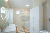 Casă cu 4 camere de vânzare, Sântandrei 