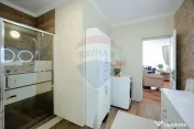 Casă cu 4 camere de vânzare, Sântandrei