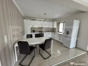 Apartament de închiriat, 130 mp, în Livada Meses 