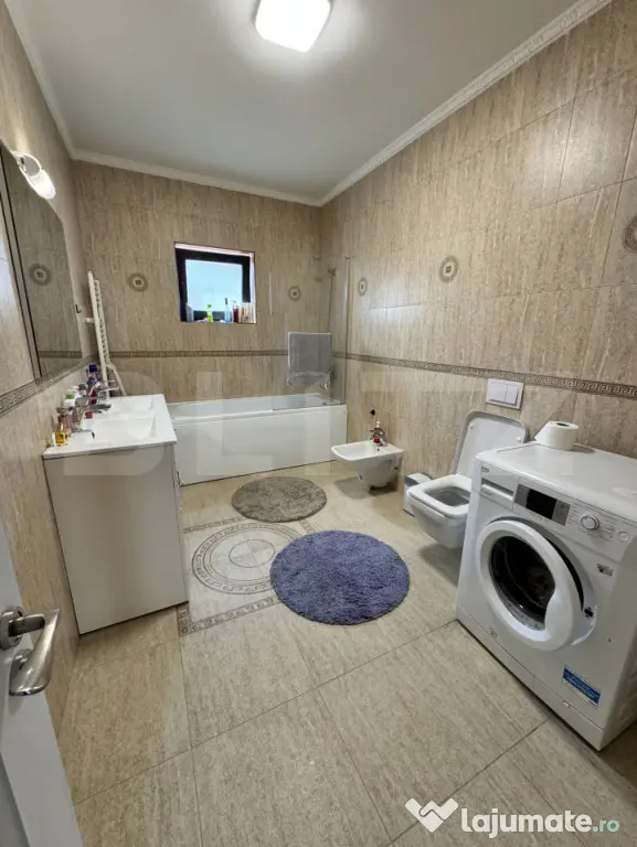 Apartament de închiriat, 130 mp, în Livada Meses