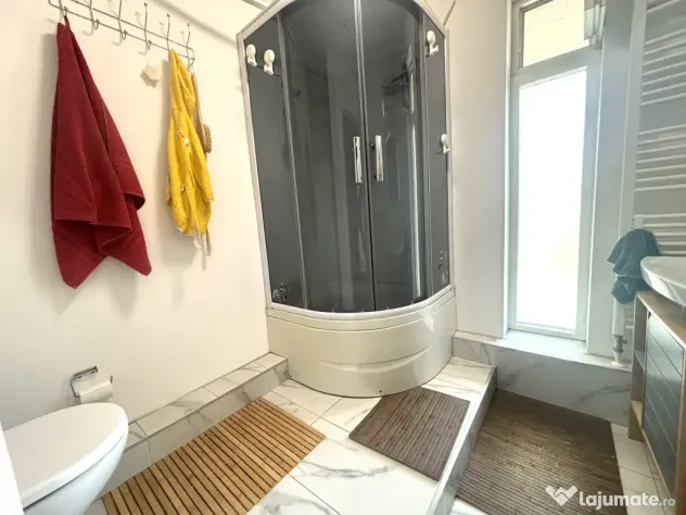 Casă cu curte - la preț de apartament Livada de Bihor