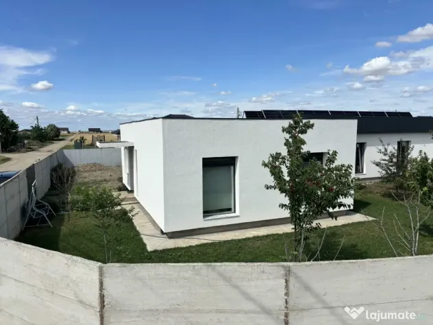 Casa de vanzare – Livada de Bihor la 10 minute de Oradea