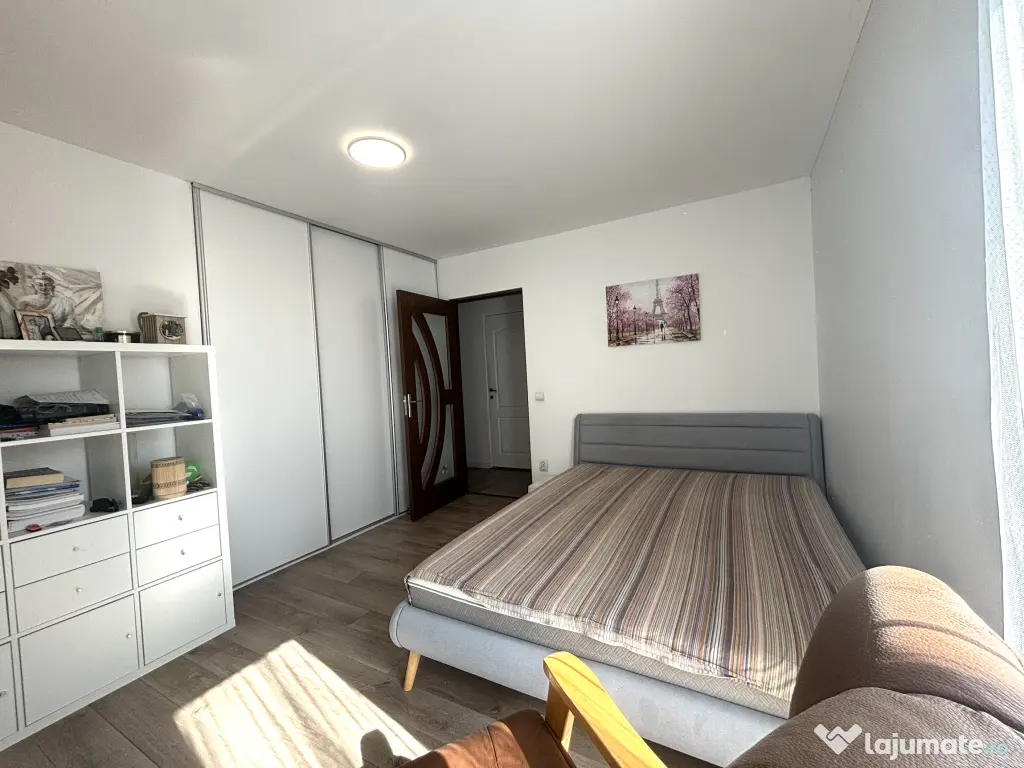 Casă cu curte - la preț de apartament Livada de Bihor