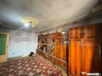 Apartament 3 camere, 66 mp, decomandat, etaj 4/4, zona Valea