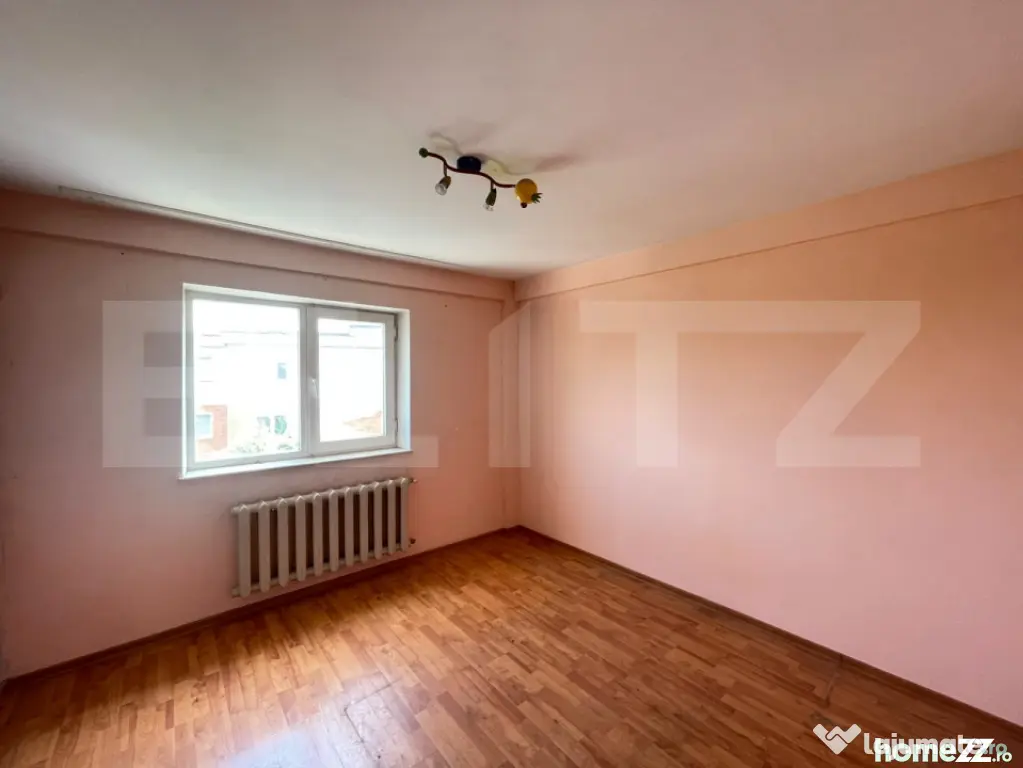 Apartament 3 camere, 66 mp, decomandat, etaj 4/4, zona Valea - Craiova (Dolj)