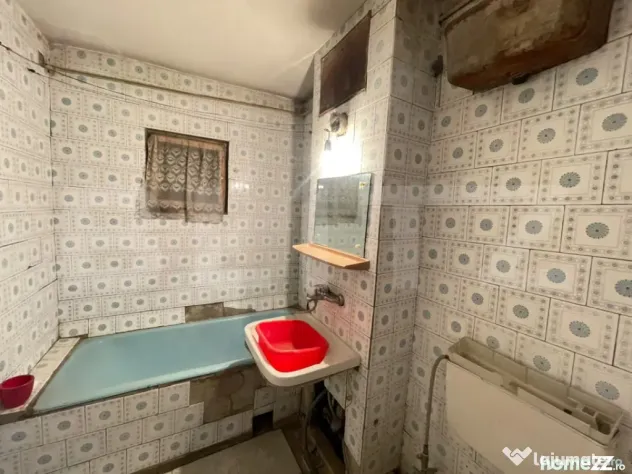 Apartament 3 camere, 66 mp, decomandat, etaj 4/4, zona Valea - Craiova (Dolj)