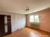 Apartament 3 camere decomandat Valea Rosie la granita cu Sil 