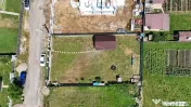 Teren intravilan 609 mp | Împrejmuit | Branșat la utili... 