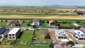 Teren intravilan 609 mp | Împrejmuit | Branșat la utili... 