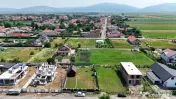 Teren intravilan 609 mp | Împrejmuit | Branșat la utili...