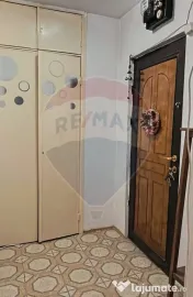 Garsonieră de vânzare, Ploiești – 30,75 mp utili, pa... 