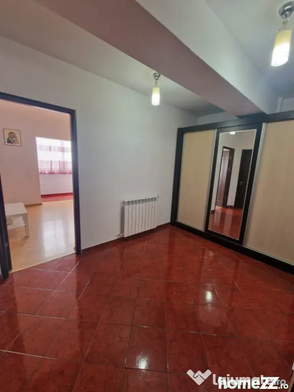 Apartament 2 camere, etaj 2, zona Hereditas, Ipotesti, Sucea