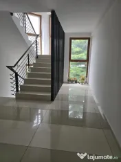 Apartament premium de 100 mp cu 3 dormitoare, 2 băi, teras? 