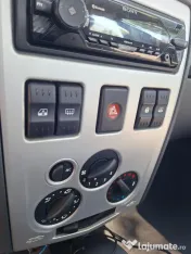 Dacia Logan - Laureate - 1.4 mpi 2006 