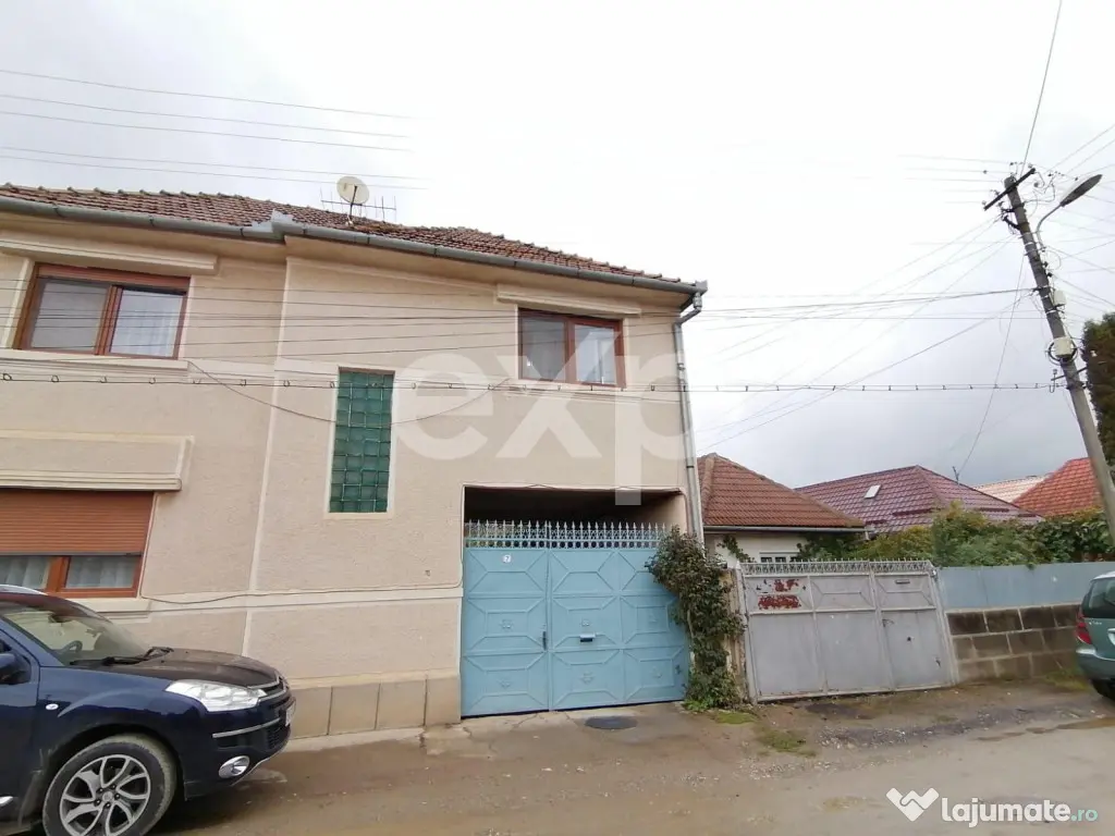 Casă de vânzare – Brașov 110 mp ,curte comuna!
