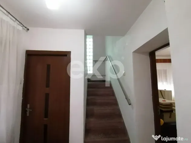 Casă de vânzare – Brașov 110 mp ,curte comuna!