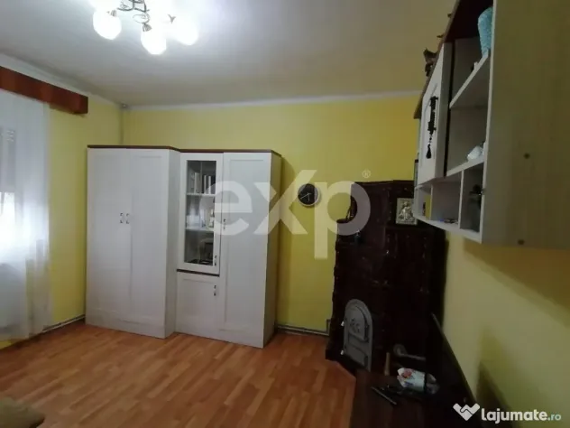 Casă de vânzare – Brașov 110 mp ,curte comuna!