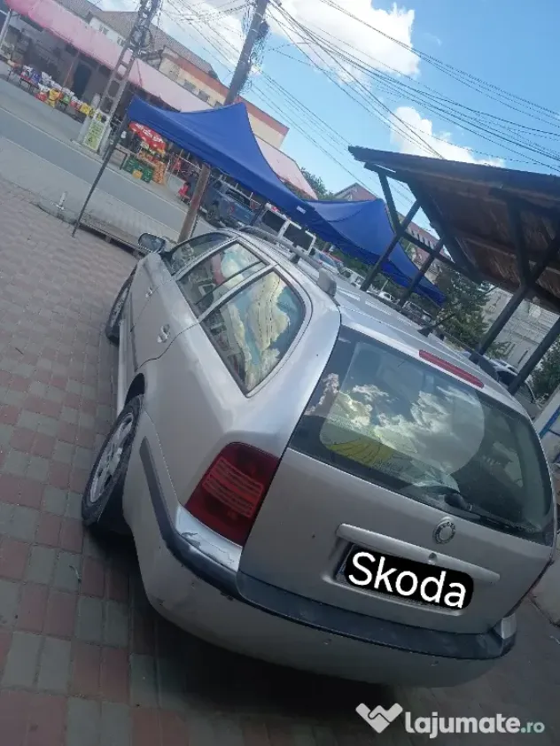 Vând Skoda