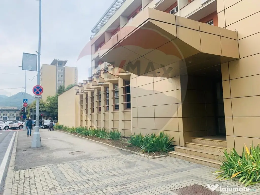 Spațiu comercial generos | Centru | Vizibilitate excelentă