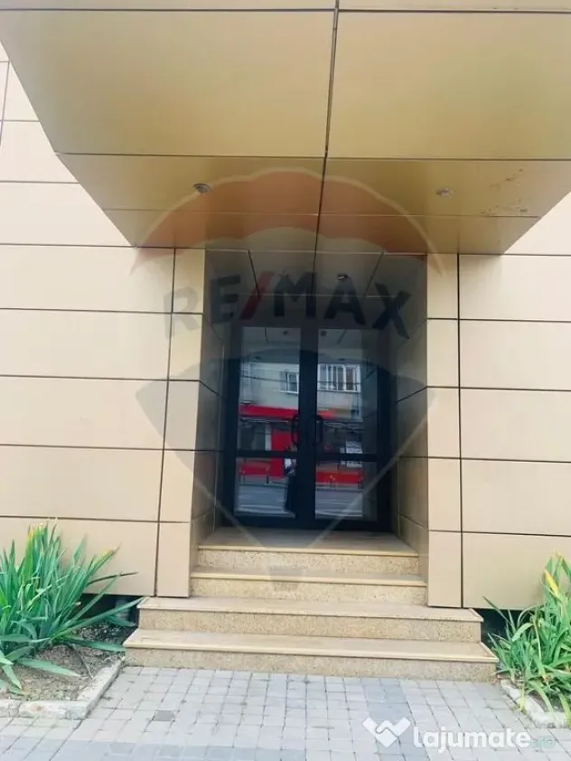 Spațiu comercial generos | Centru | Vizibilitate excelentă