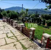 VAND CASA IN LOCALITATEA VALEA DOFTANEI 