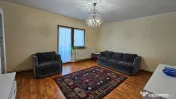 Apartament 3 camere Racadau-intrare,mobilat-utilat,550 Euro 