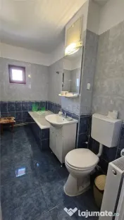 Apartament 3 camere Racadau-intrare,mobilat-utilat,550 Euro 