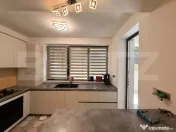 Apartament 4 camere pe 2 niveluri, curte, loc de parcare, Ul