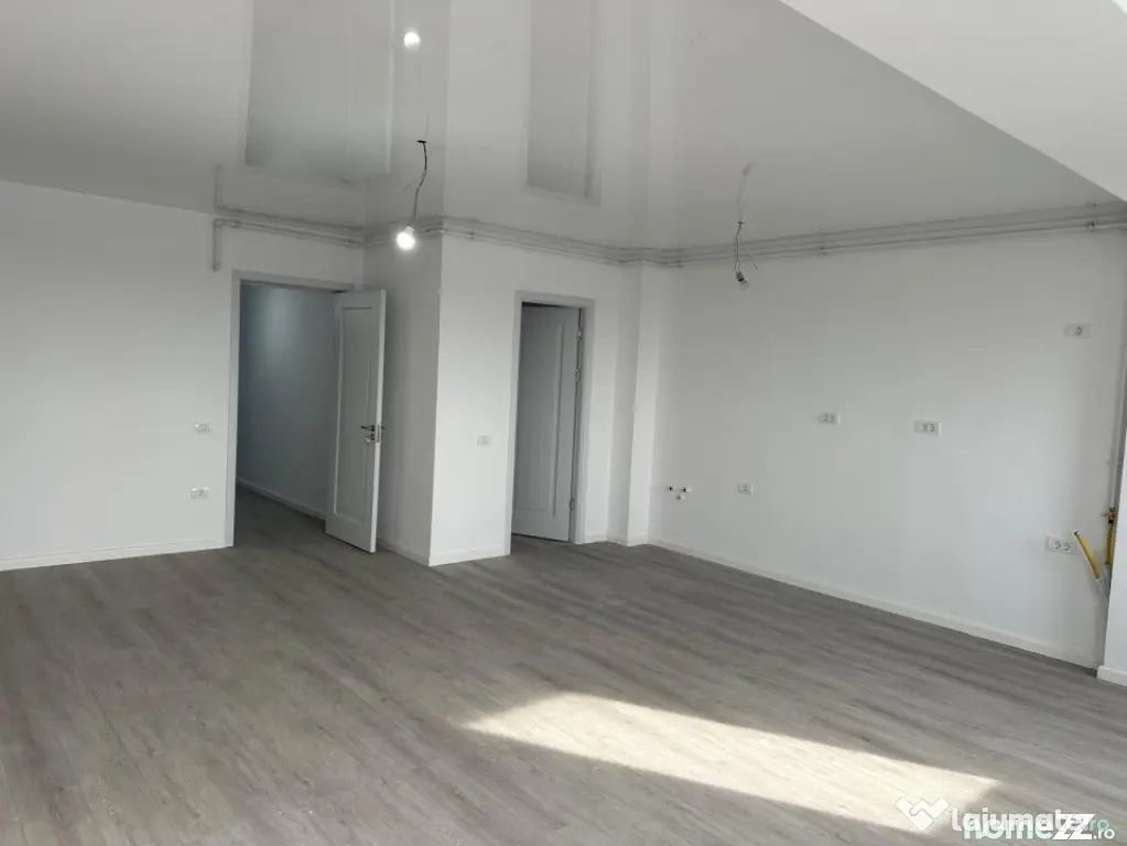 Apartament 2 camere de vanzare, situat in zona Icil