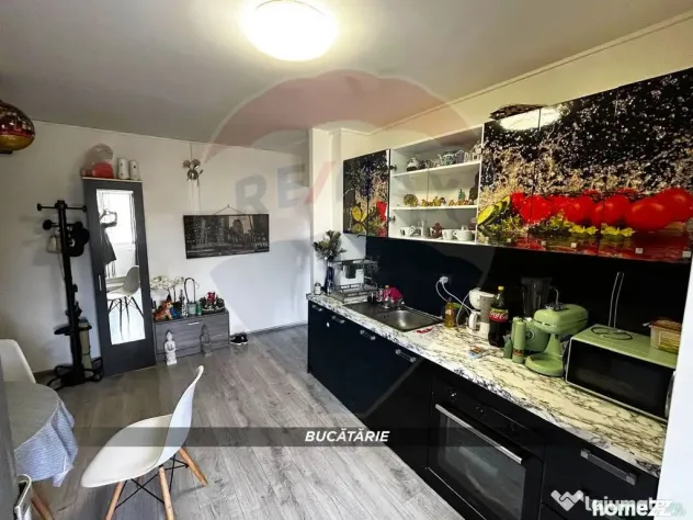 De vanzare COMISION 0%: Apartament 2 camere, etaj 2, mobilat - Baia Mare (Maramures)