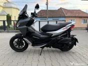 Aprilia SR GT 200 (2024) – 4.400 km, Ca Nouă, Istoric Service, Bluetooth 