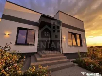 Casa-3 Dormitore-3 bai-Teren 300mp-Damila str Ficusului-L...