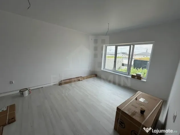 Casa-3 Dormitore-3 bai-Teren 300mp-Damila str Ficusului-L...