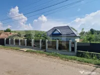 Casa cocheta o Oază de liniște și natură cu o gradina su 