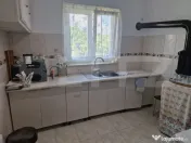Casa cocheta o Oază de liniște și natură cu o gradina su 