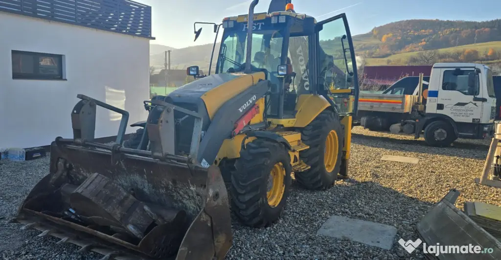 Inchiriere Utilaje constructii: Excavator, MIniexcavator, Buldoexcavator, Dumper