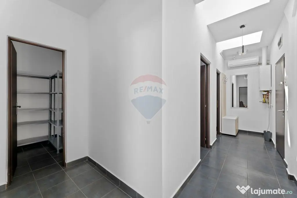 Apartament 2 camere, de închiriat în clădire privată ...