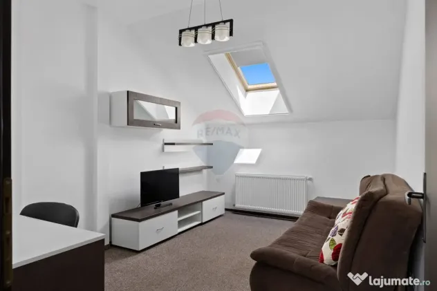 Apartament 2 camere, de închiriat în clădire privată ...
