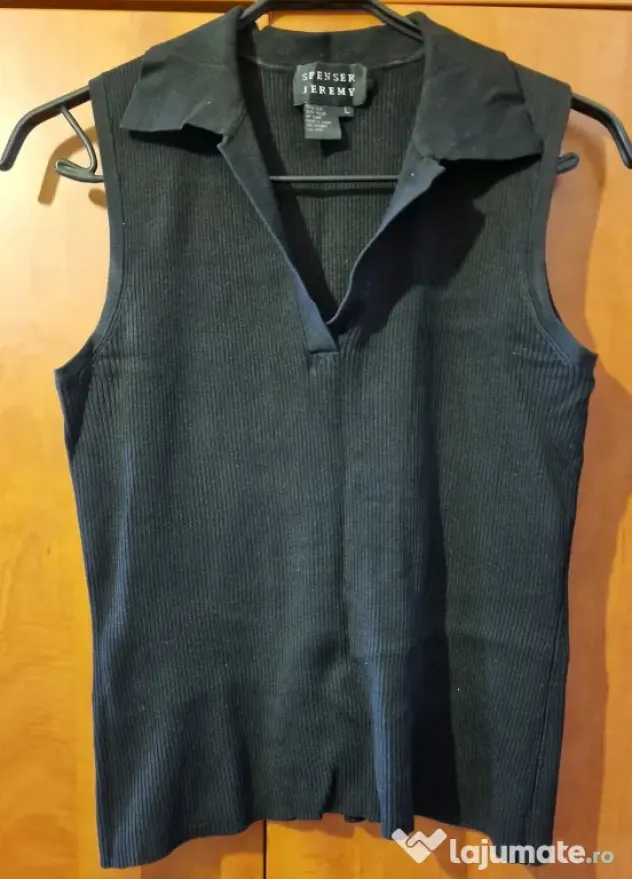 Spenser Jeremy, bluza neagra fara maneci, L