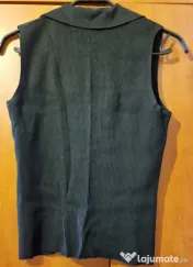 Spenser Jeremy, bluza neagra fara maneci, L