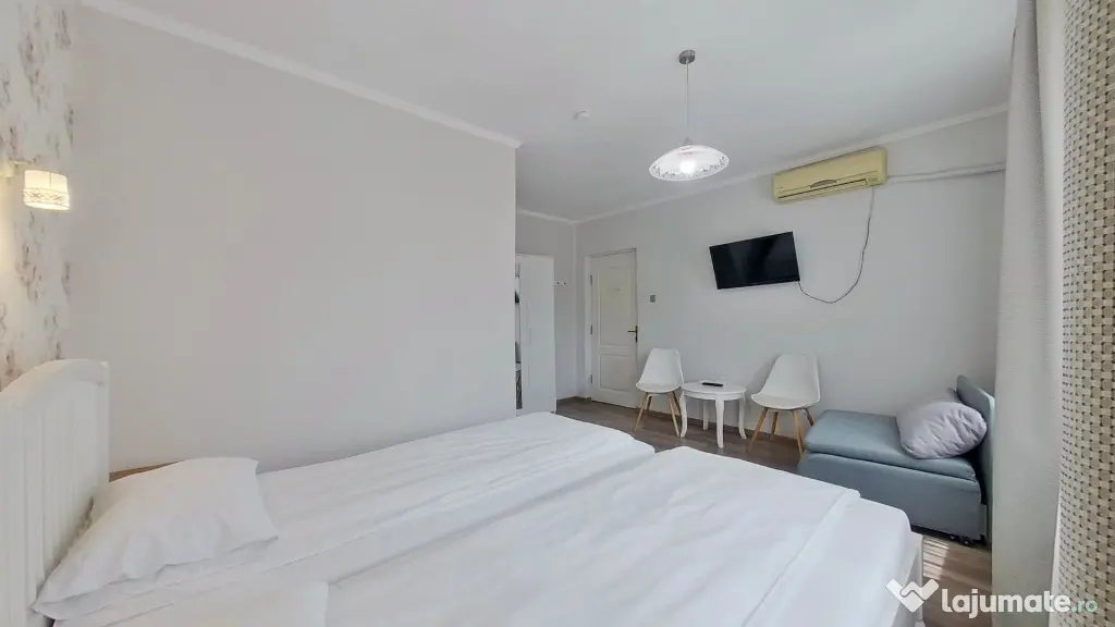 Casă generoasă cu 11 camere + spațiu comercial inclus | C